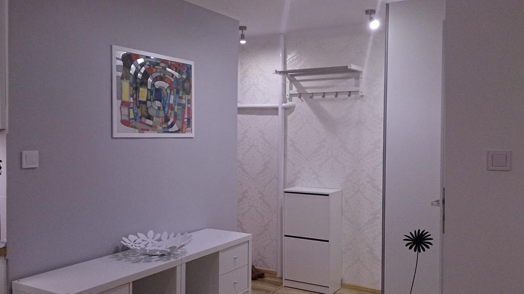 1 Bedroom City Center Apartment Katowice Room photo